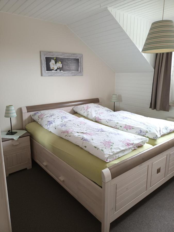 Ferienwohnung Am Dorfteich Fehmarn Exterior foto
